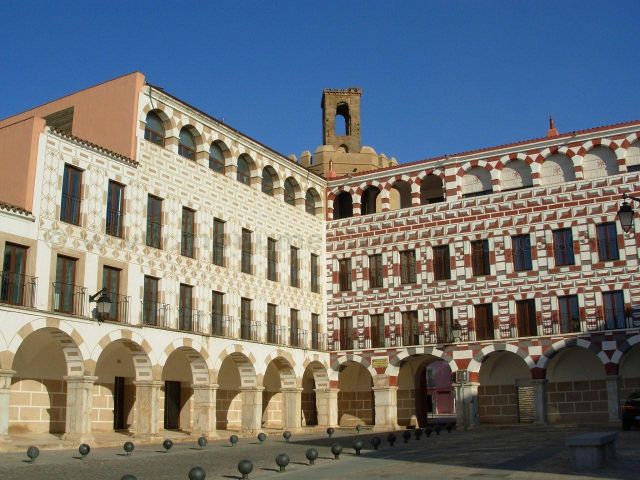 Visit Badajoz - Plaza Alta