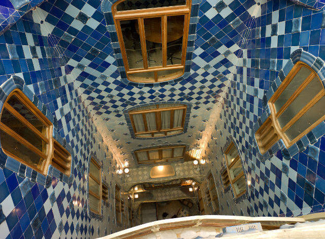Visit Casa Batlló, Gaudí's most modernist building - Info Countries