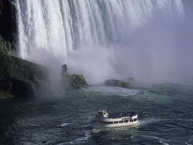 Niagara Falls - Maid of the Mist