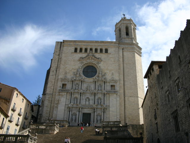 Visit Girona in one day