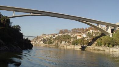 Photo of The six bridges that cross the Douro River in Porto. Which are?
