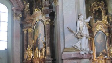 Photo of Visit the beautiful Baroque Church of Saint Nicholas in Prague