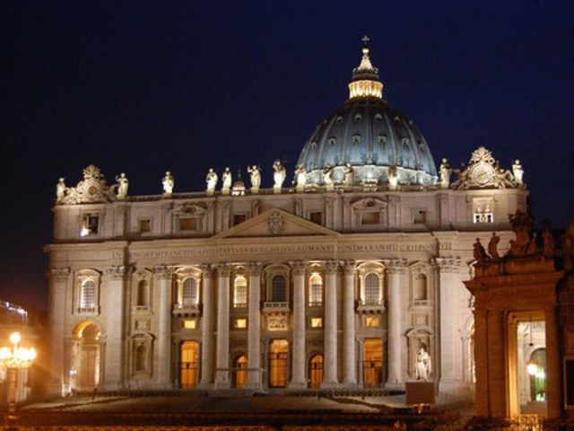 Rome - Saint Peter's Square - Night
