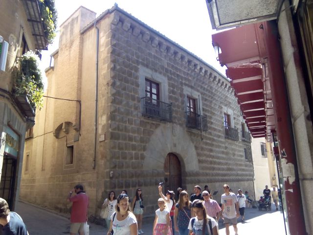 Segovia - House of the Peaks