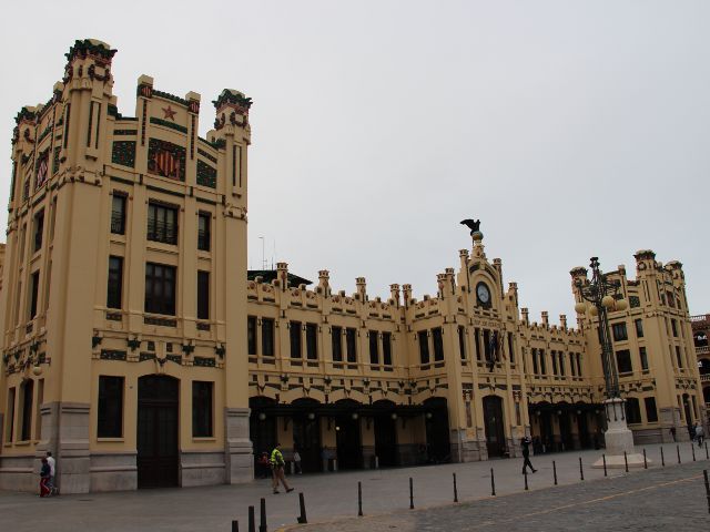 What to see in Valencia - North Station